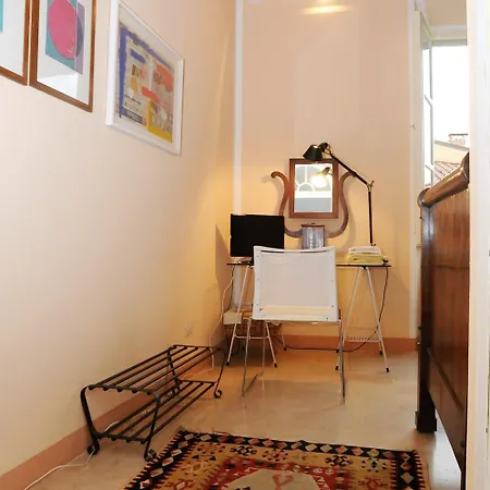 Cavour33 Massa (Tuscany)
